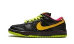 SB Dunk Low Premium Space Tiger